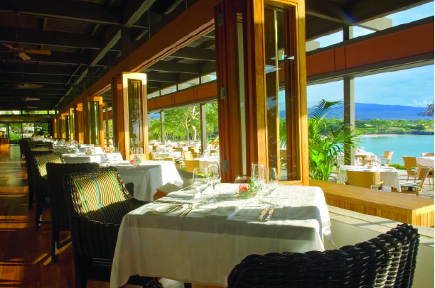 The Manta & Pavilion Wine Bar overlooks scenic Kauna‘oa Beach at The Mauna Kea Beach Hotel.