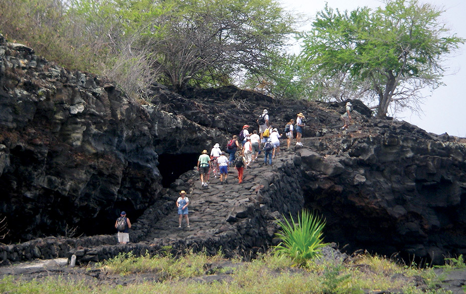 Ramp along the 1871 trail at Pu‘uhonua o Hōnaunau. photo courtesy of Barbara A. Schaefer