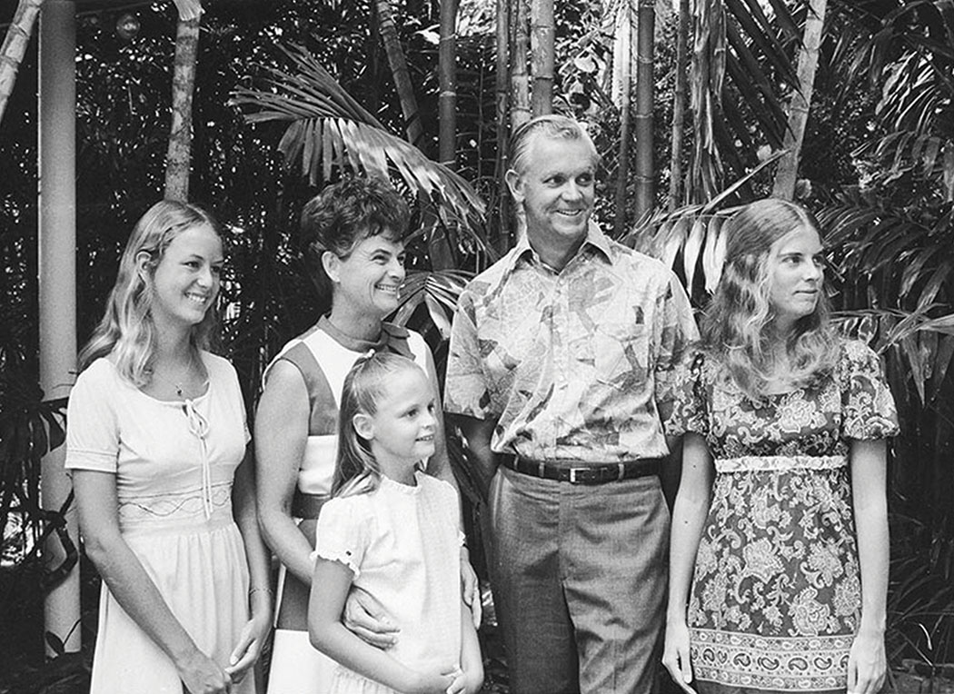 Kenneth and Joan Brown with their children, from left to right: Frances, Bernice, and Laura.