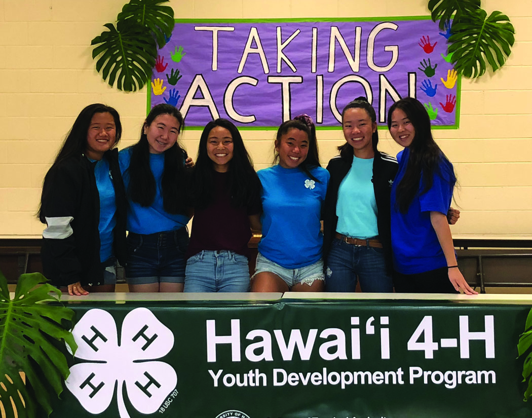 Chairing the West Hawai‘i Demonstration Day in February 2019 were Busy Bee Buddies 4-H Club members from left: Ka‘i Kunitomo, Shayla Sayphone, Jaymie Kunitomo, Taylie Oshiro, Caileen Kunitomo, and Sara Kimura. photo courtesy of Iris Higashi-Oshiro
