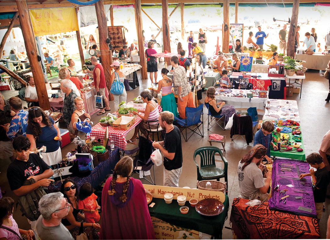 Saturday farmer’s market is only one of many community events at S.P.A.C.E. in Puna.