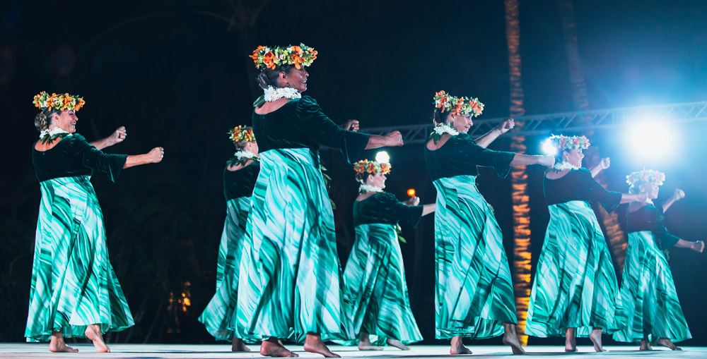 Kupuna perform hula ‘auana (modern).