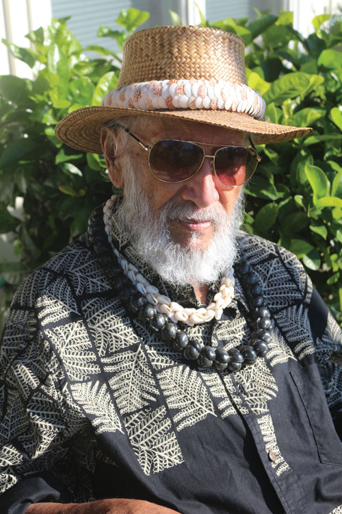 Lanakila Manini outside his Kailua-Kona home. photo by Lara Hughes