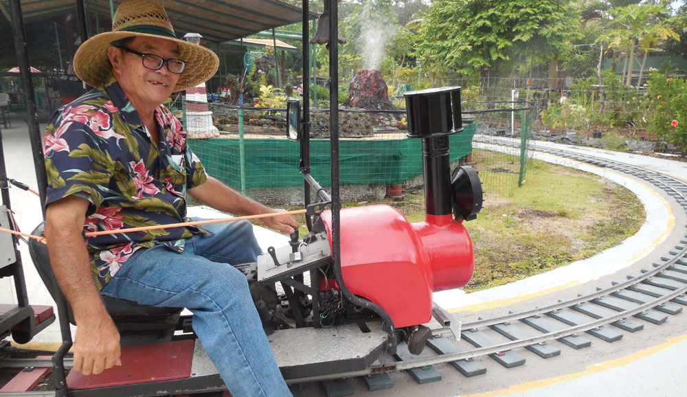 The Hobby Garden features a real working model train for keiki passengers that Johnson Lum built himself.