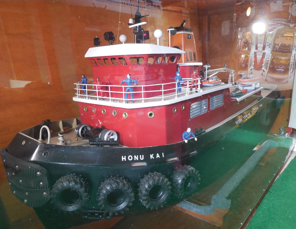Johnson Lum’s Honu Kai remote-controlled model tugboat, powered by a modified 4-stroke Honda weed-whacker gasoline engine.